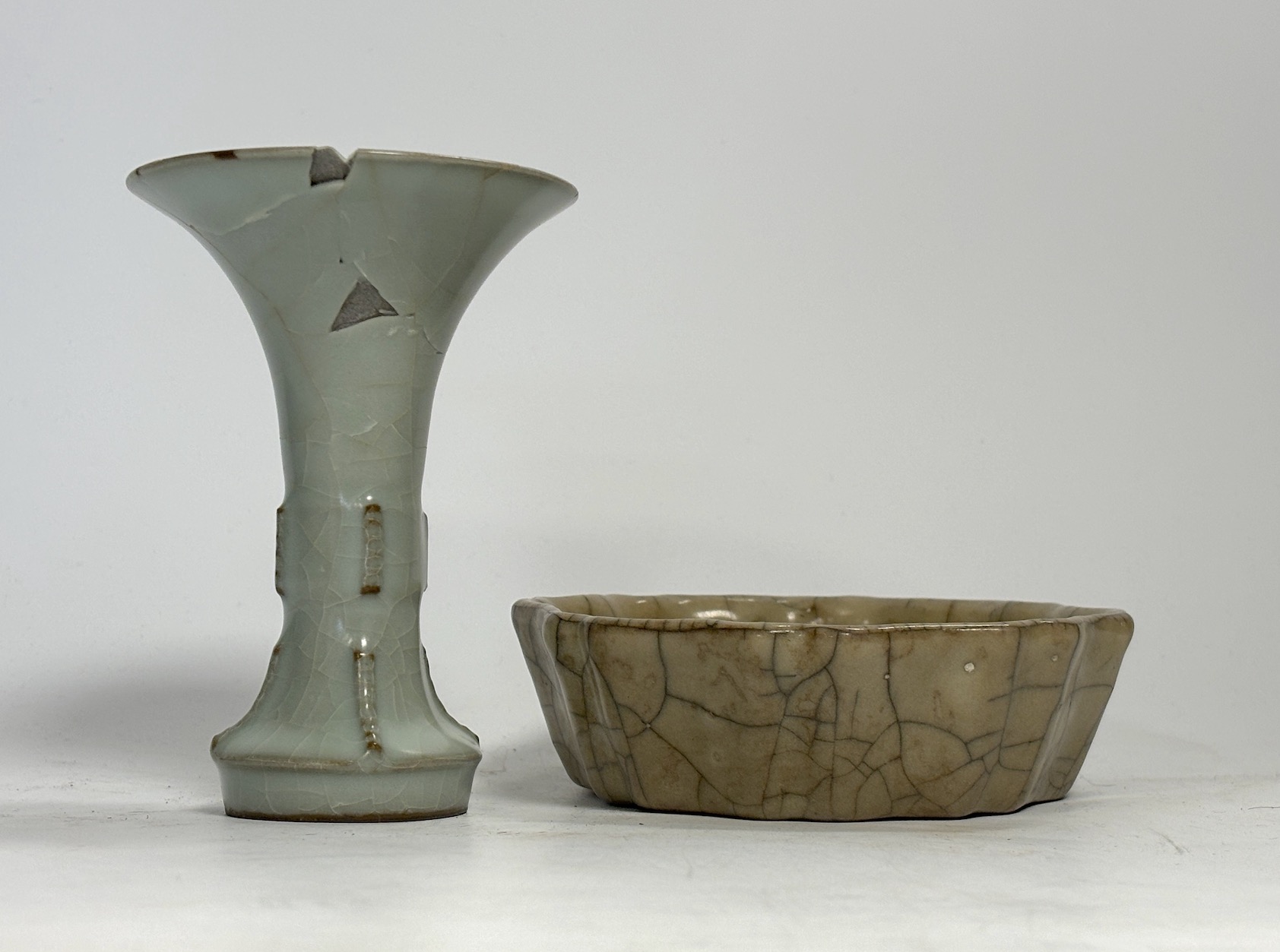 A Chinese crackle glazed dish together with a ge ware archaic style vase, largest 15cm diameter